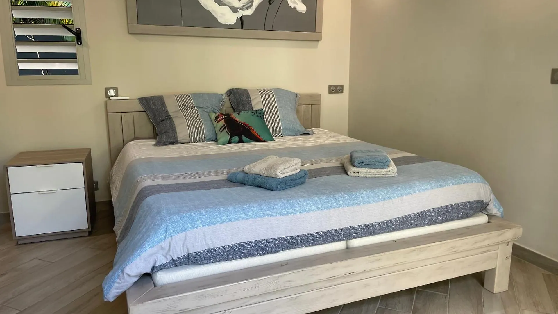 Villa Manzana : Neuve 4Ch 4Sdb 2 Piscines - Luxe Saint-Francois  Guadalupe