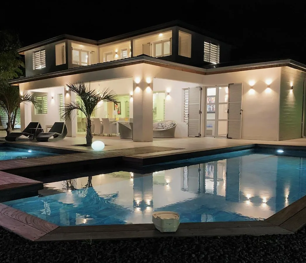 Villa Manzana : Neuve 4Ch 4Sdb 2 Piscines - Luxe Saint-Francois  0*, Saint-Francois (Grande-Terre) Guadeloupe